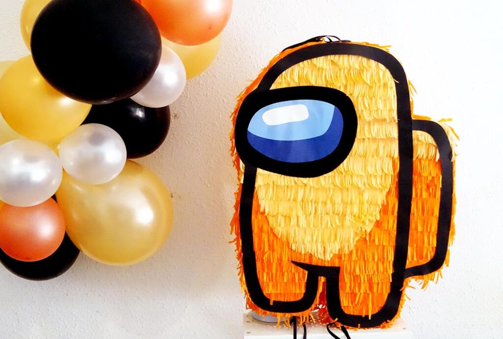 Hazlo Especial | Como hacer una piñata de AMONG US